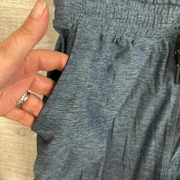 We Wander Women’s Weflex Sybelle Blue Stretch Jumpsuit racerback size medium - Picture 7 of 7